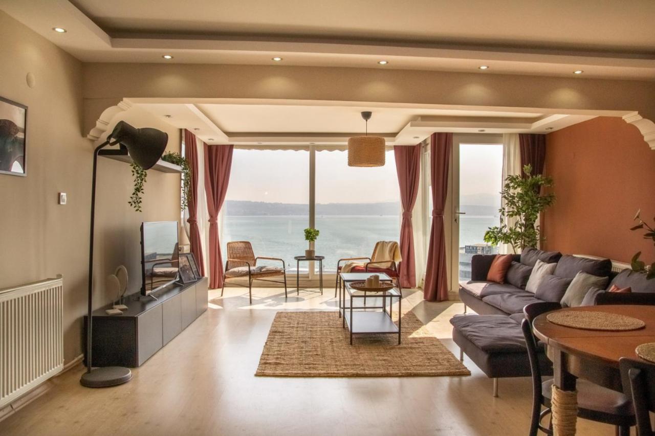 Exceptional Flat With Gorgeous Sea View In Izmir 아파트 외부 사진